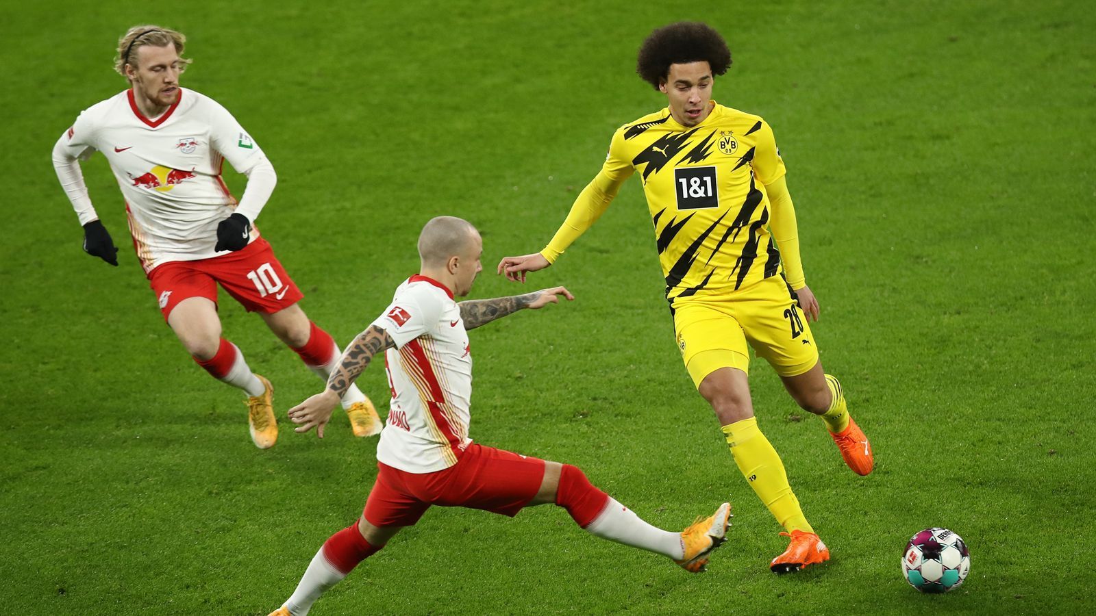 
                <strong>Axel Witsel</strong><br>
                Ist resolut in den Zweikämpfen, dafür aber wenig effektiv im Spiel nach vorne. Muss nach einer halben Stunde verletzungsbedingt vom Platz. ran.de-Note: 4
              