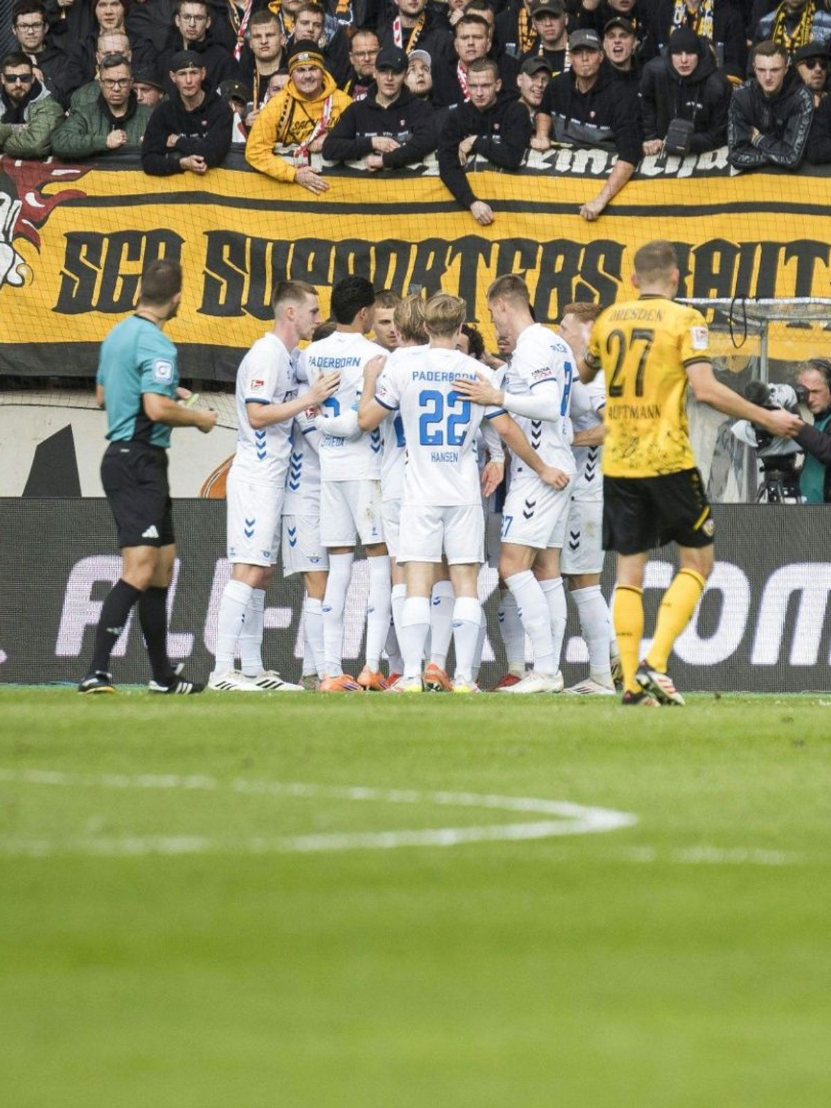 Paderborn jubelt in Dresden