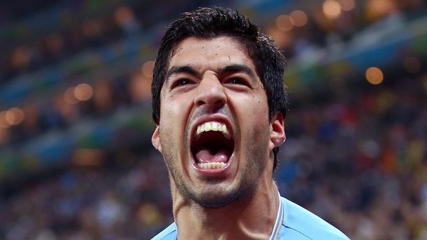 
                <strong>Luis Suarez</strong><br>
                Luis Suarez: Einen Gegenspieler namens Beißer hatte James Bond schonmal. Wer könnte besser in dessen Fußstapfen treten als Luis Suarez...
              