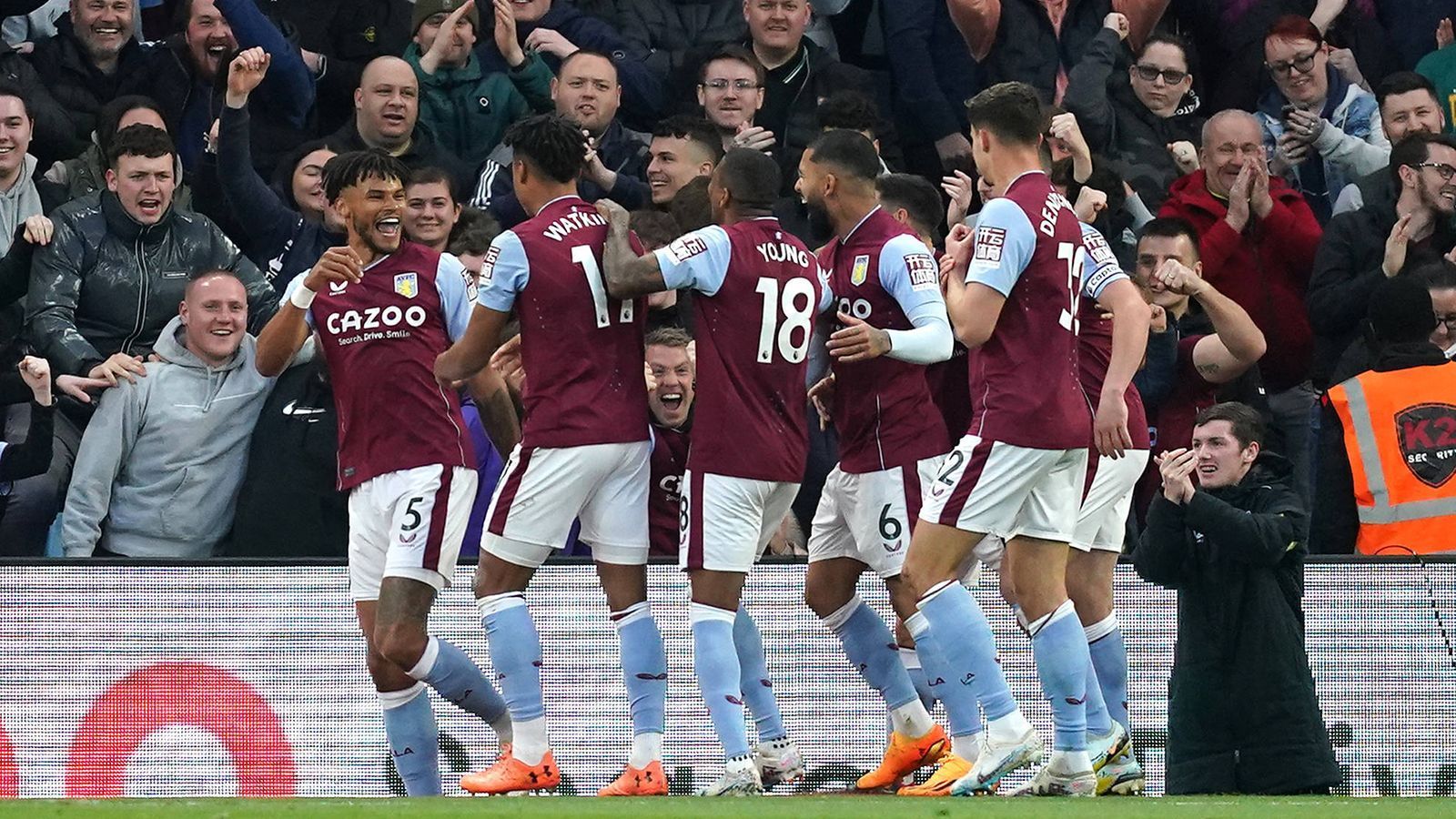 
                <strong>24. Platz: Aston Villa </strong><br>
                &#x2022; Land: England<br>&#x2022; Liga: Premier League<br>&#x2022; aktueller Wert: <strong>rund 756 Millionen US-Dollar</strong><br>
              