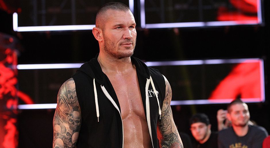 
                <strong>Platz 4: Randy Orton</strong><br>
                Grundgehalt 2019: 4,5 Millionen US-Dollar.Der zukünftige Hall of Famer kassiert satte 4,5 Millionen US-Dollar. Dazu kommen Merchandise- und sonstige Werbe-Einnahmen.
              