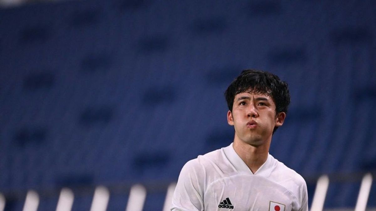 Wataru Endo tritt mit Japan auf die DFB-Elf