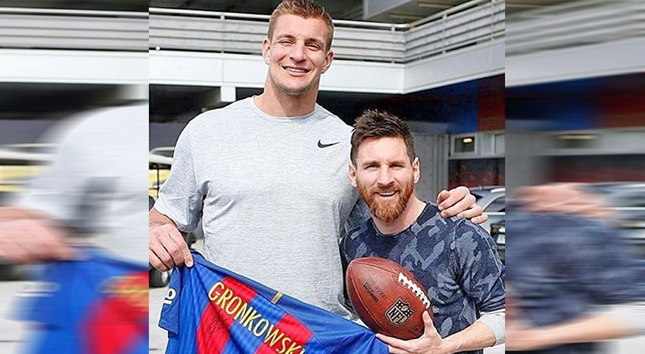 
                <strong>Rob Gronkowski</strong><br>
                Und Brady ist nicht der einzige Patriots-Sympathisant des FC Barcelona. Auch Rob Gronkowski hält es mit dem Verein. Zumindest stattet er Barca einen Besuch ab. Dabei wollte ein kleiner Argentinier ein Foto mit Gronk machen. Der Tight End lässt sich nicht lumpen und verschenkt sogar einen Football: Nett! Doch nicht nur der kleine Floh konnte in Barcelona ein Bild mit dem NFL-Star ergattern, auch ...
              