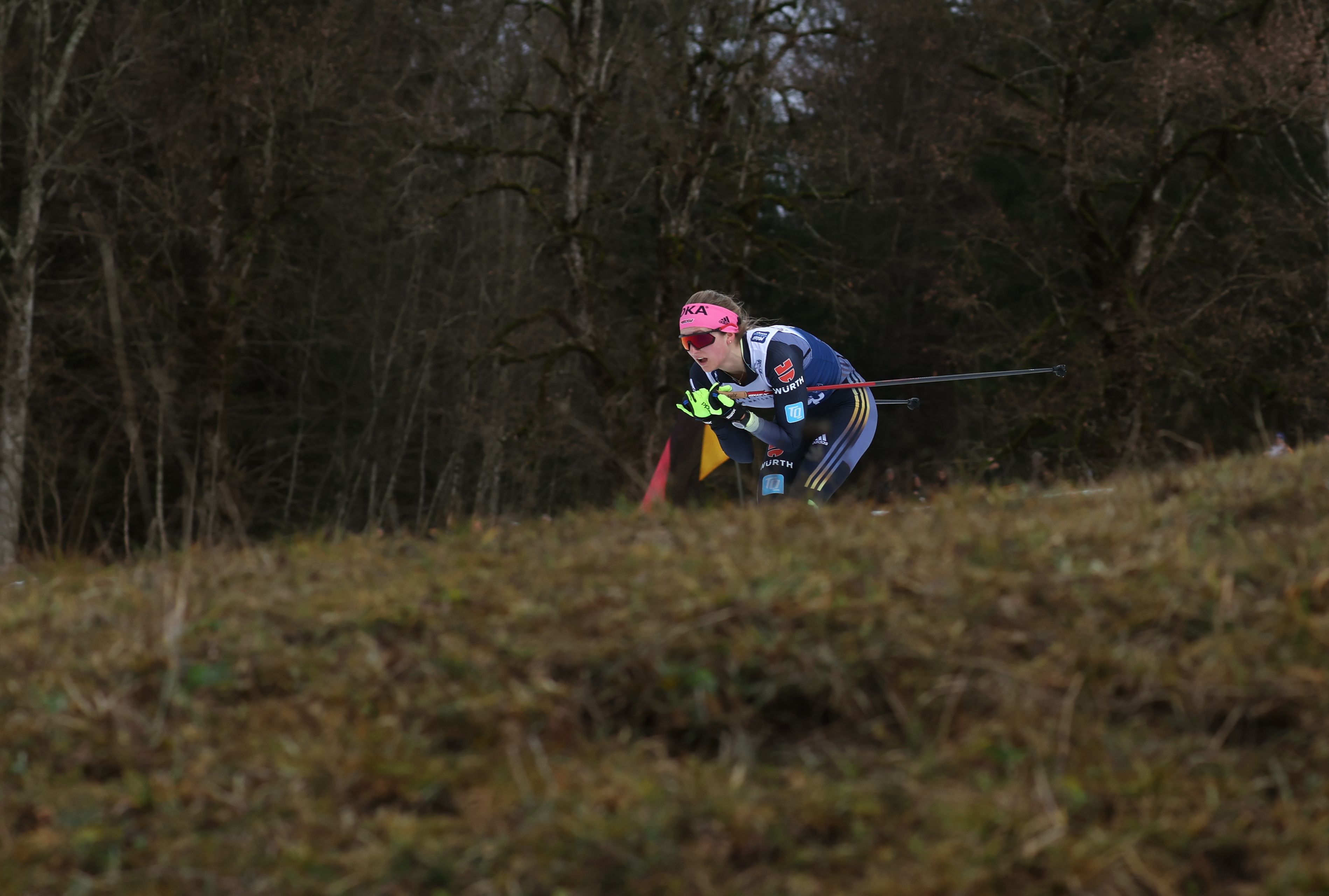 Laura Gimmler aus Deutschland beim Weltcup auf der Strecke.