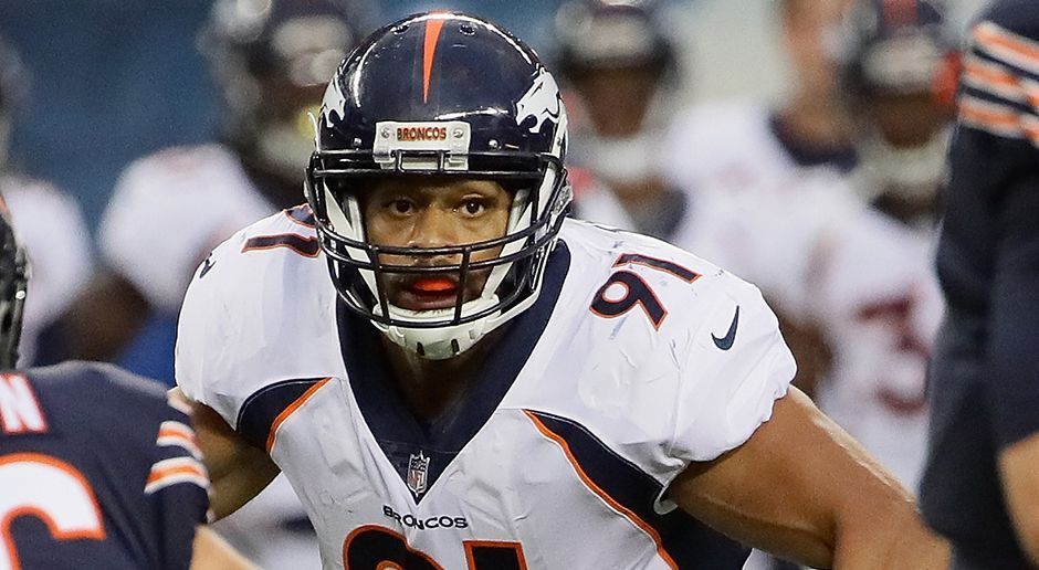 
                <strong>Gewinner: Die deutschen Spieler in der NFL</strong><br>
                Auch die deutschen Spieler lieferten in der ersten Woche der Preseason starke Leistungen ab. Kasim Edebali (Bild) war als Starter bei den Denver Broncos überall auf dem Feld zu finden, verbuchte zwei Tackles und einen Quarterback-Hit. Mark Nzeocha sorgte bei den Dallas Cowboys für einen Forced Fumble und hatte am Ende vier Tackles auf seinem Konto. Marks jüngerer Bruder Eric zeigte dagegen bei den Buccaneers einen spektakulären Tackle gegen Returner Adam Jones. Während Moritz Böhringer nicht groß in Erscheinung trat, verzeichnete Rams-Rookie Kevin Davis insgesamt fünf Tackles bei seinem Debüt. 
              