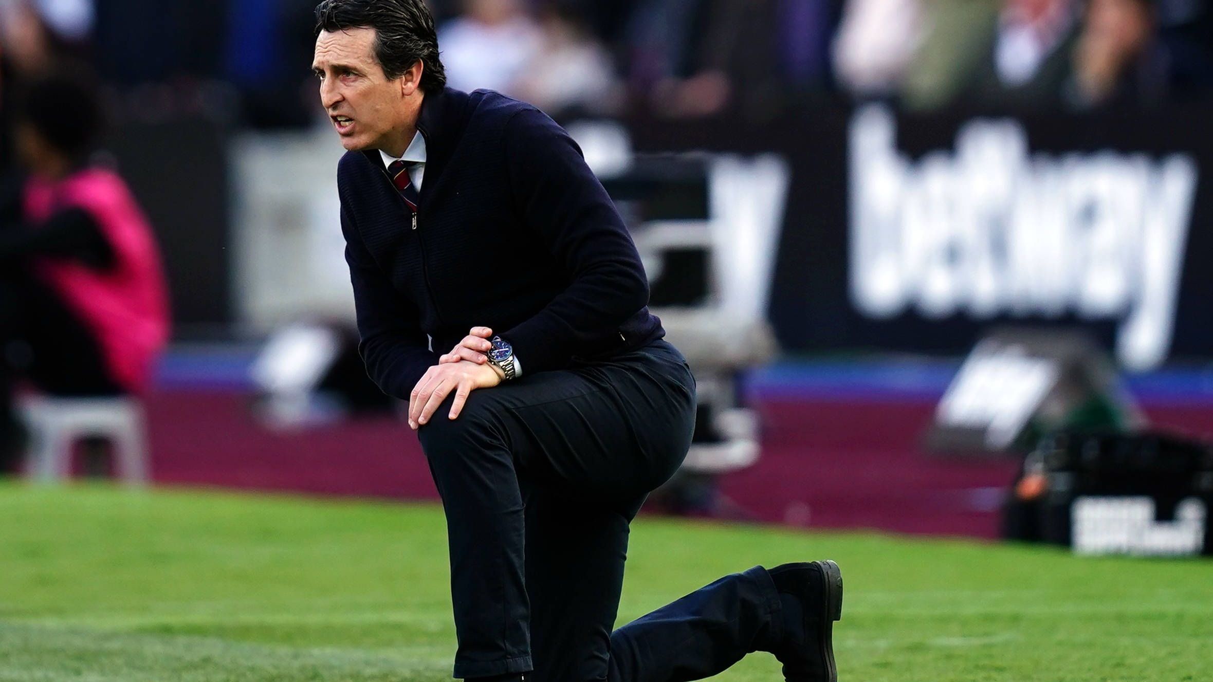 <strong>Pro: Unai Emery (Aston Villa)</strong><br>Der Baske gilt als eine der besten Trainer der Welt. Mit dem FC Sevilla und dem FC Villarreal wurde er insgesamt viermal Europa-League-Sieger. Auch PSG und den FC Arsenal trainierte er erfolgreich. Aktuell macht er aus dem Durchschnittsklub Aston Villa in der starken Premier League einen Champions-League-Kandidaten. Für den FC Bayern wäre er also bestens gerüstet.