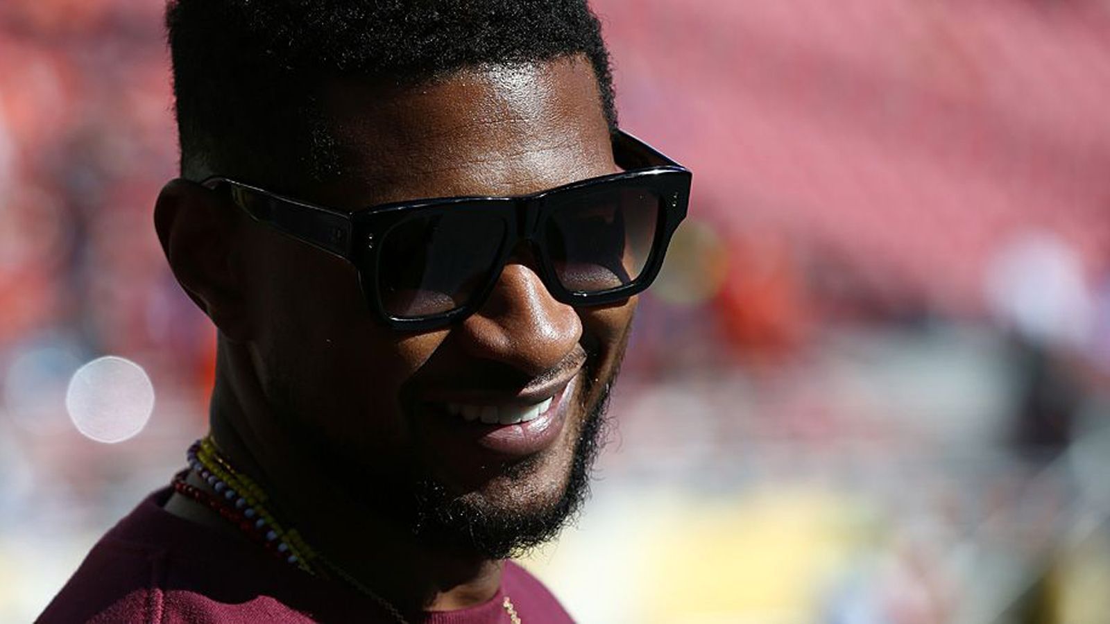 
                <strong>Usher (Atlanta Falcons)</strong><br>
                Übrigens ist auch Usher Fan der Falcons. Der R&B-Sänger ist im Allgemeinen großer Football-Liebhaber und trat auch schon beim Super Bowl auf.
              