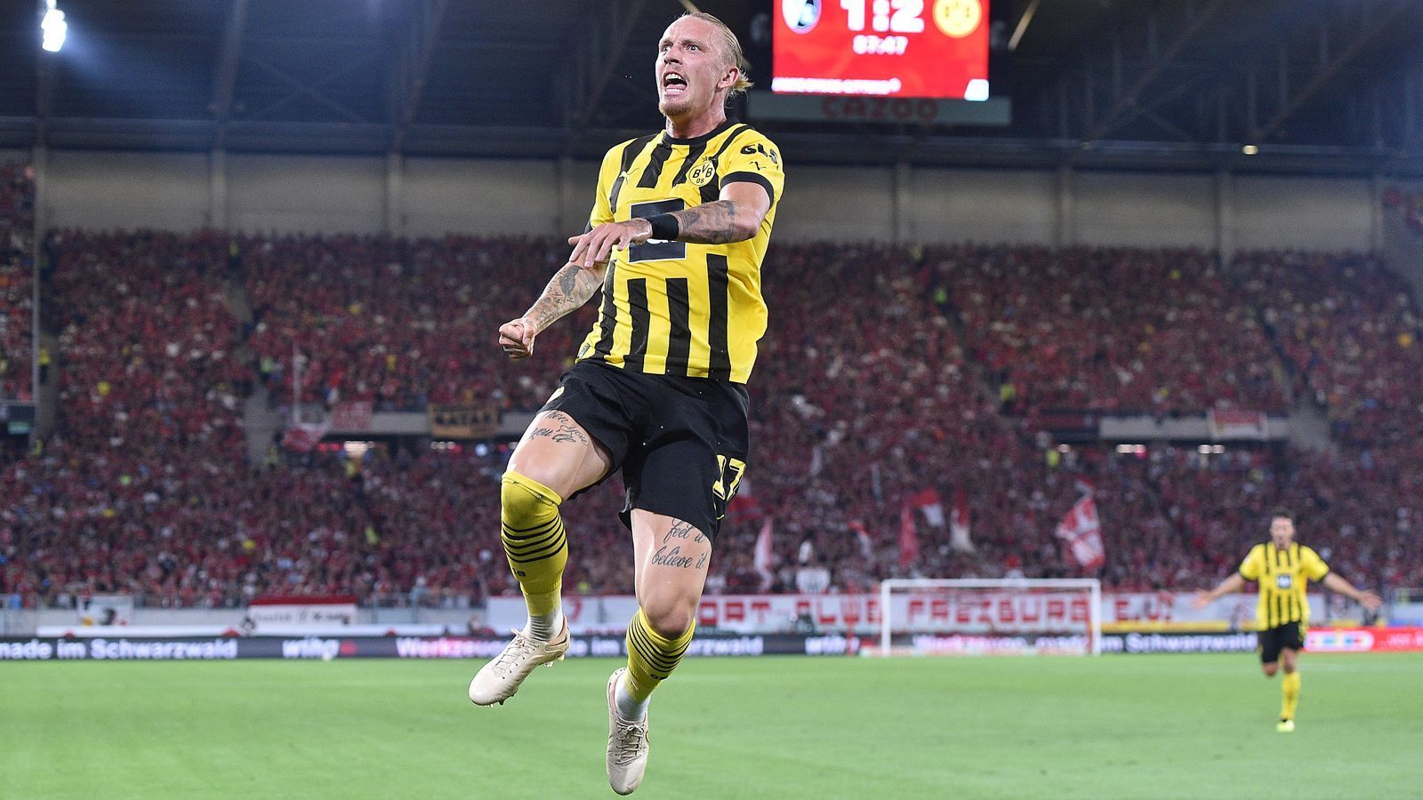 
                <strong>Marius Wolf (Borussia Dortmund)</strong><br>
                Wolf brachte nach seiner Einwechslung für Thomas Meunier ordentlich Schwung gegen den SC Freiburg rein und war maßgeblich daran beteiligt, dass der BVB die Partie zu seinen Gunsten drehte. Als Belohnung für seine engagierte Leistung kam der Rechtsverteidiger mit einer schönen Einzelleistung auch noch zum 3:1-Siegtreffer.
              