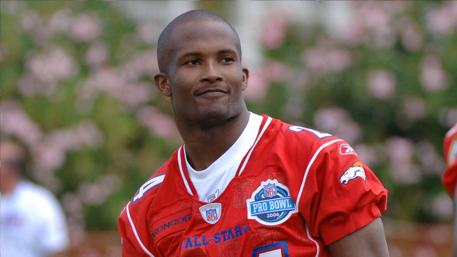 
                <strong>Platz 9 (geteilt): Champ Bailey  </strong><br>
                &#x2022; Nominierungen für den Pro Bowl: 12 -<br>&#x2022; Position: Cornerback -<br>&#x2022; Teams: Washington Redskins, Denver Broncos, New Orleans Saints<br>
              