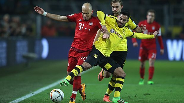 
                <strong>Borussia Dortmund vs. FC Bayern München: Die Einzelkritik</strong><br>
                Es war ein Spiel auf taktisch ganz hohem Niveau. Der FC Bayern war näher am Tor, doch der BVB verteidigte das Unentschieden leidenschaftlich. Während Vidal beim FC Bayern überzeugen konnte, spielten beim BVB die deutschen Nationalspieler unter ihren Möglichkeiten. Die Einzelkritik zum Spitzenspiel. 
              