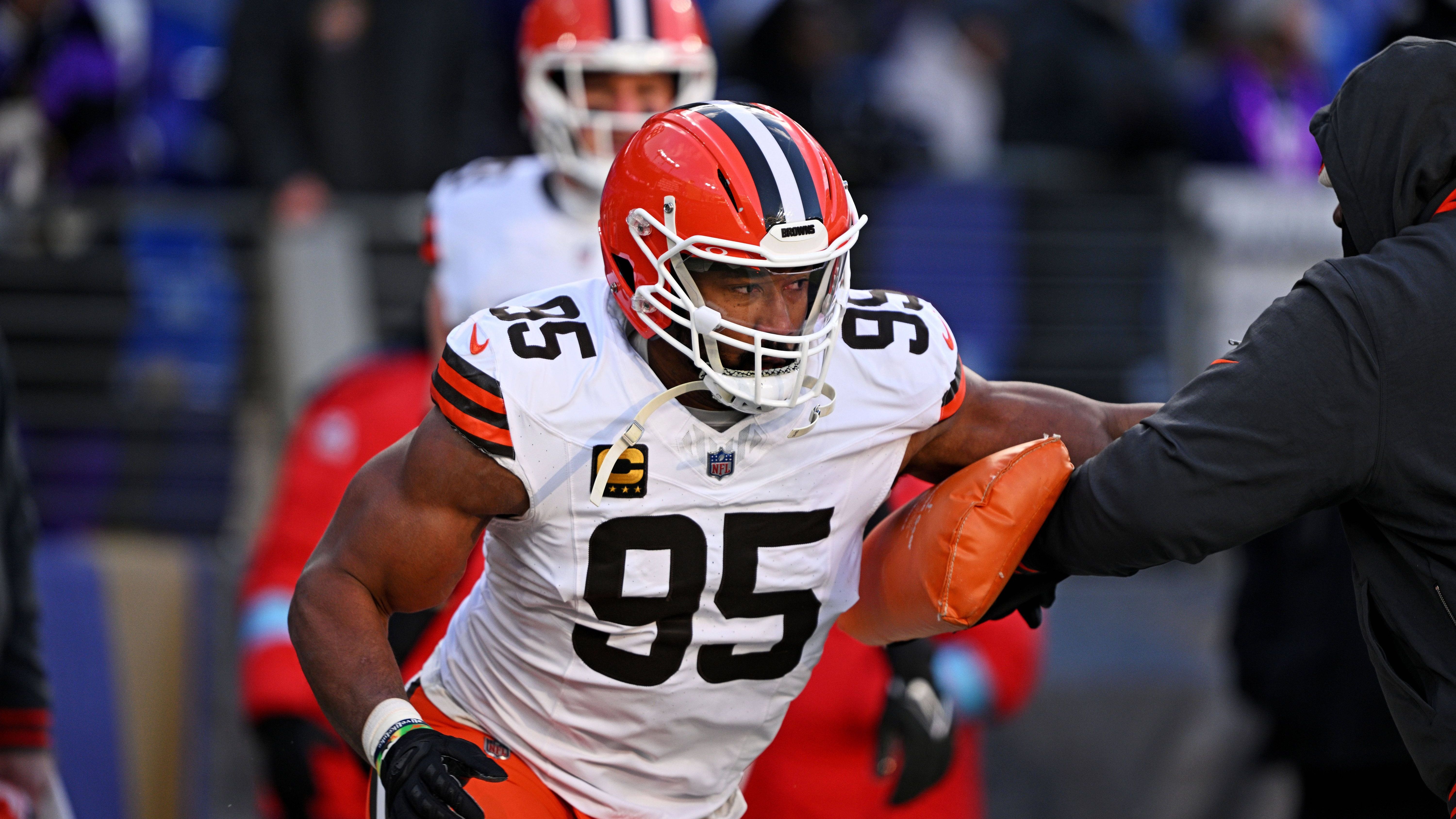 <strong>2. Platz: Myles Garrett</strong><br>- Position: Defensive End<br>- Team: Cleveland Browns<br>- Vertrag: Vier Jahre, 160 Millionen US-Dollar (123 Millionen US-Dollar garantiert)