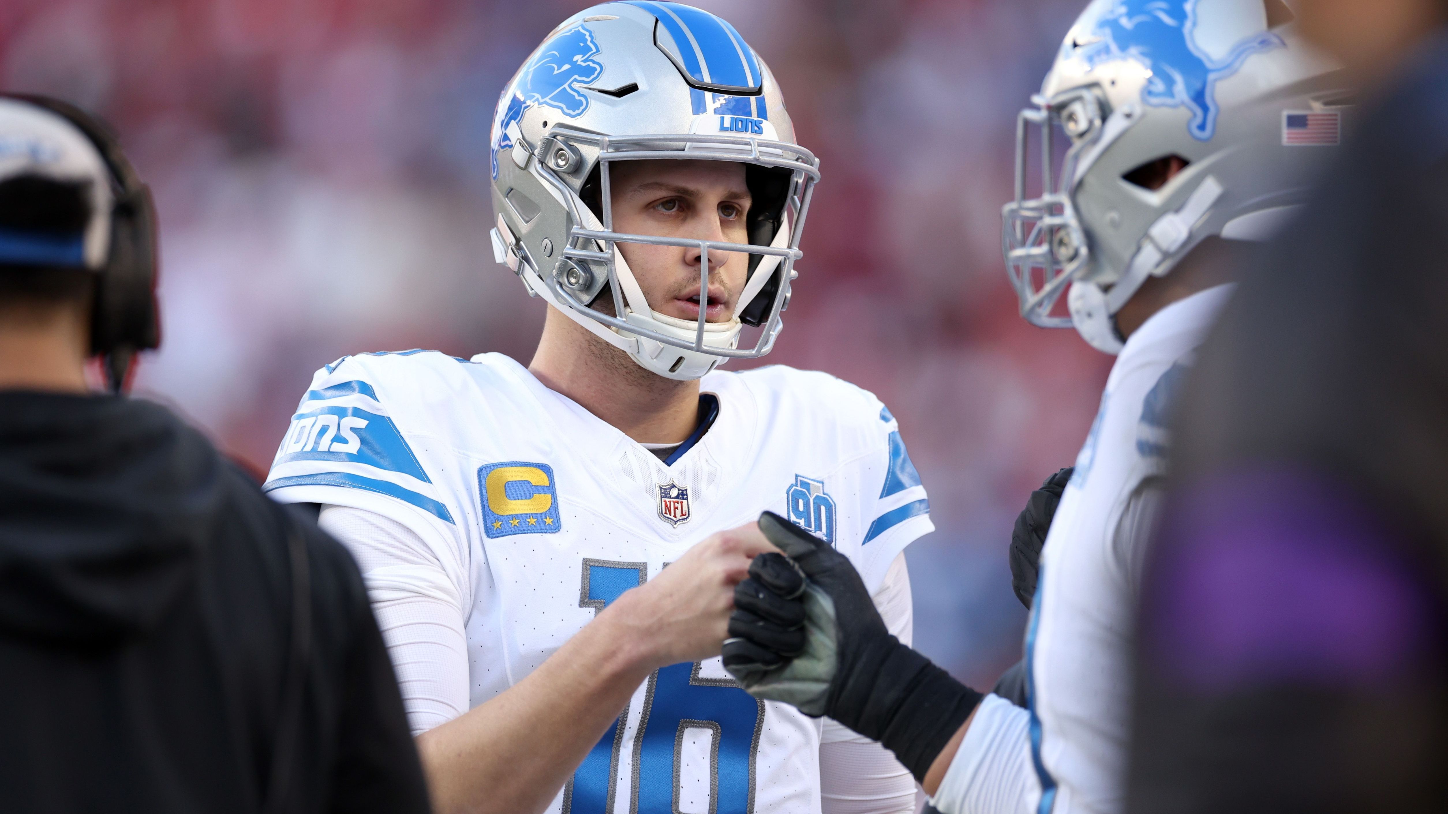 <strong>Detroit Lions: Jared Goff (2023; 30 TDs)</strong><br>Für Jared Goff gab es in der vergangenen Saison eine Punktlandung bei exakt 30 Passing Touchdowns - und anschließend den großen Zahltag. An seinem neuen Vertrag wird er sich messen lassen müssen. Das beinhaltet auch weitere Saisons mit 30 Touchdowns.