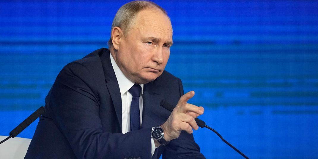 Wladimir Putin, Präsident von Russland, spricht bei einem Treffen mit seinen Wahlkampfaktivisten. 