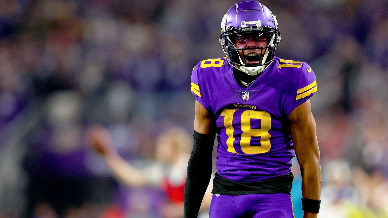 
                <strong>6. Platz: Minnesota Vikings</strong><br>
                &#x2022; Anzahl der Nominierungen: 5<br>&#x2022; Nominierte Spieler: Kirk Cousins (QB), Justin Jefferson (WR, im Bild), T. J. Hockenson (TE), Za'Darius Smith (OLB), Andrew DePaola (LS)<br>
              
