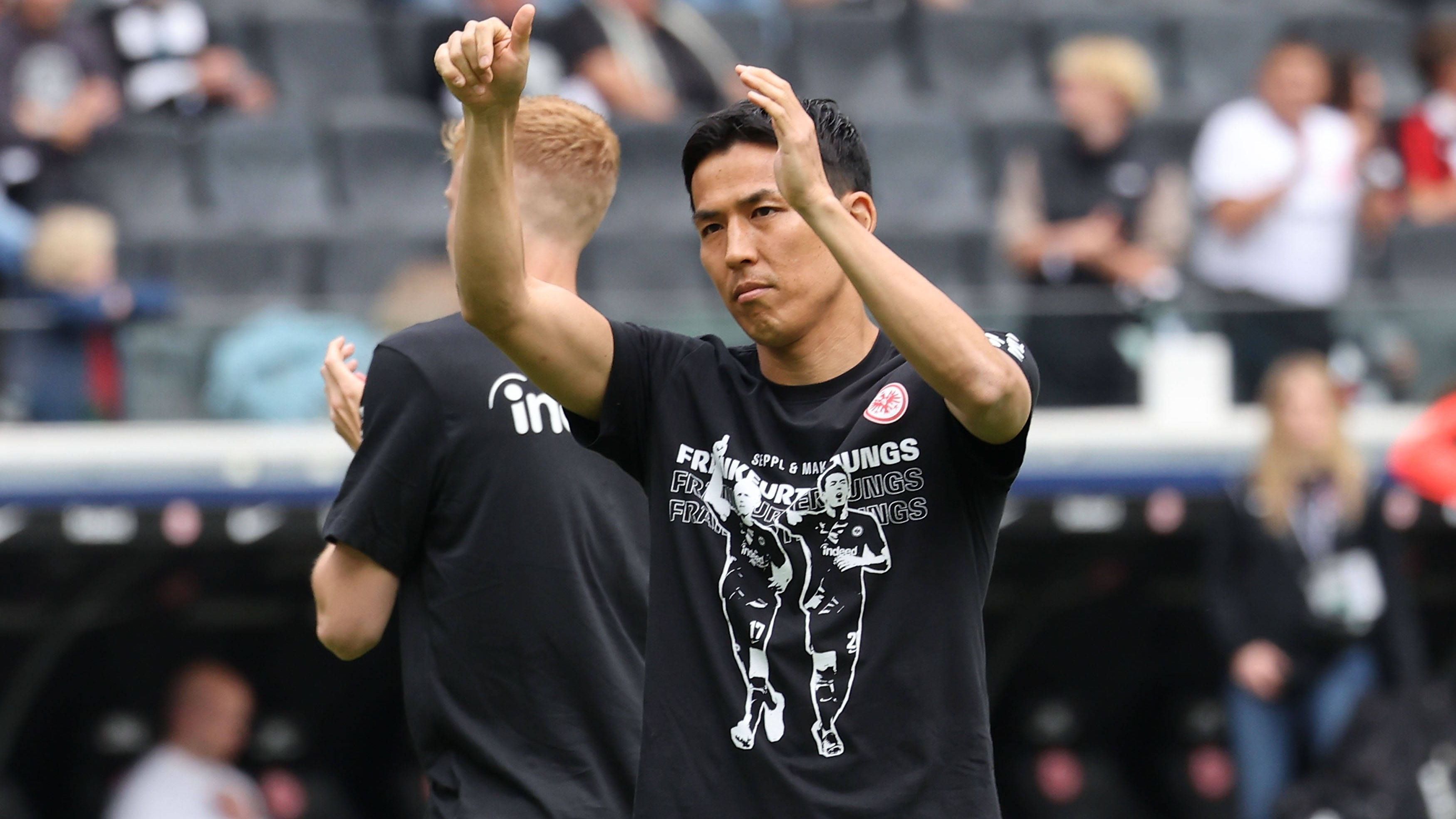 <strong>Makoto Hasebe (Eintracht Frankfurt)</strong><br>Neben Rode verlässt mit Makoto Hasebe eine weitere Frankfurter Institution die Eintracht. Zehn Jahre spielte der 40-jährige Japaner für die "Adler". 384 seiner 692 Pflichtspiele absolvierte er in der Bundesliga. Neben Frankfurt lief er für den VfL Wolfsburg und den 1. FC Nürnberg auf. Mit dem VfL wurde er sogar Deutscher Meister.