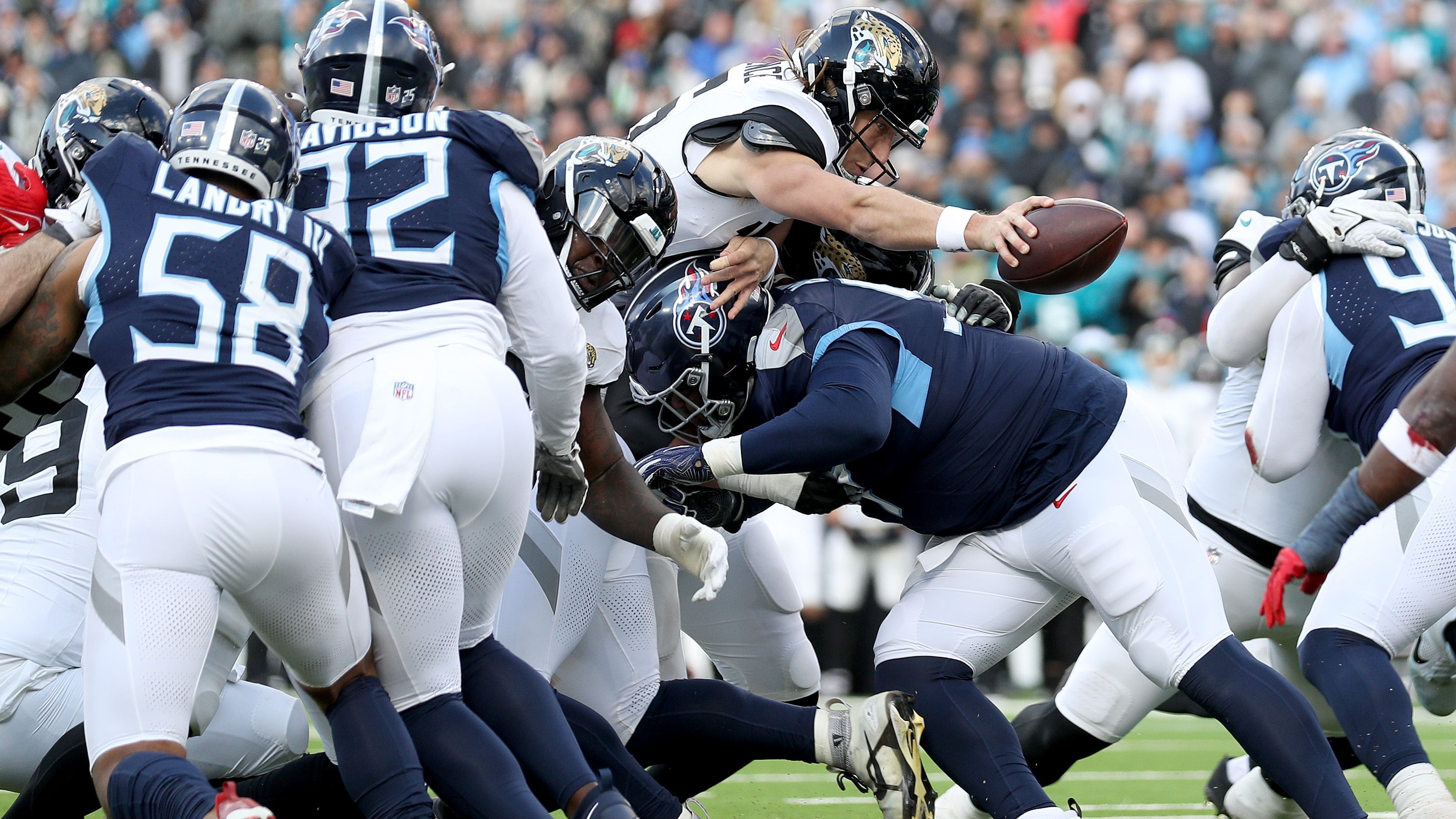 <strong>6. Platz: Tennessee Titans - 110 <strong>Flaggen</strong></strong><br>Yards: 882