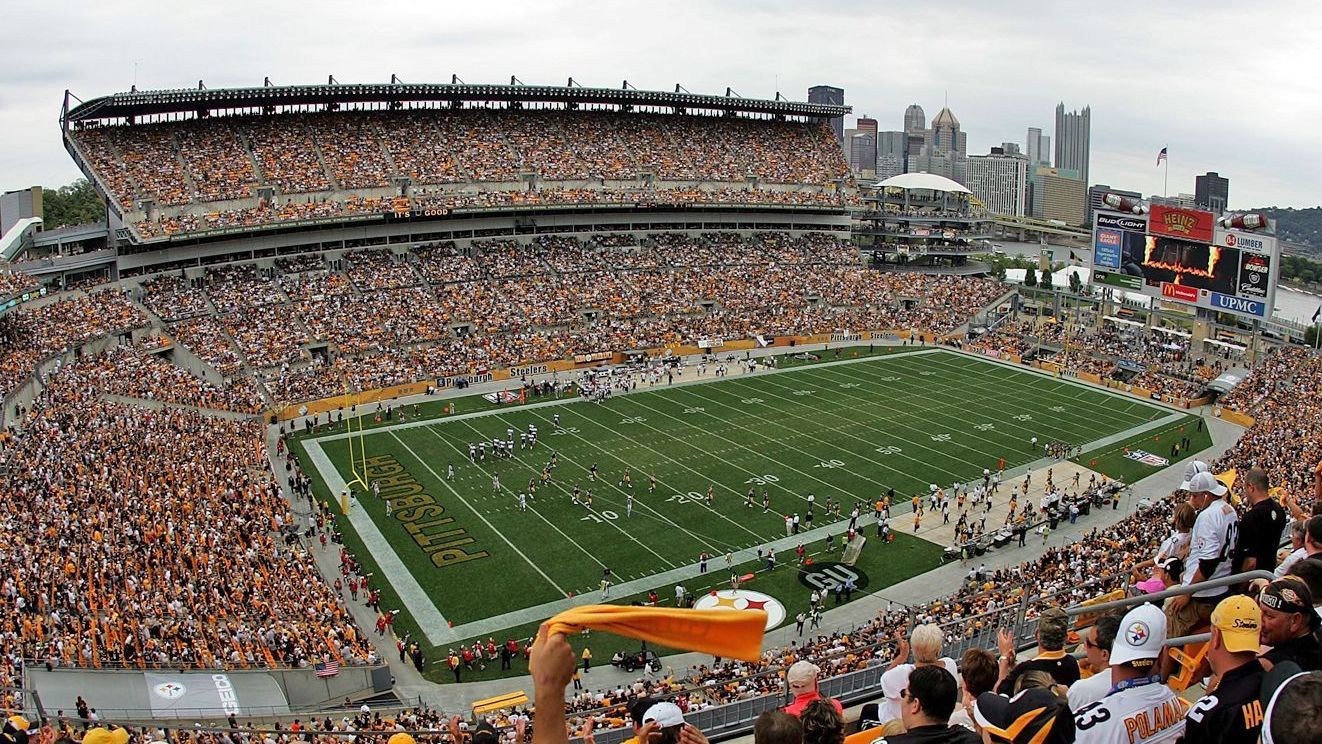 <strong>Platz 16: Acrisure Stadium</strong><br>Team: Pittsburgh Steelers<br>Liga: NFL