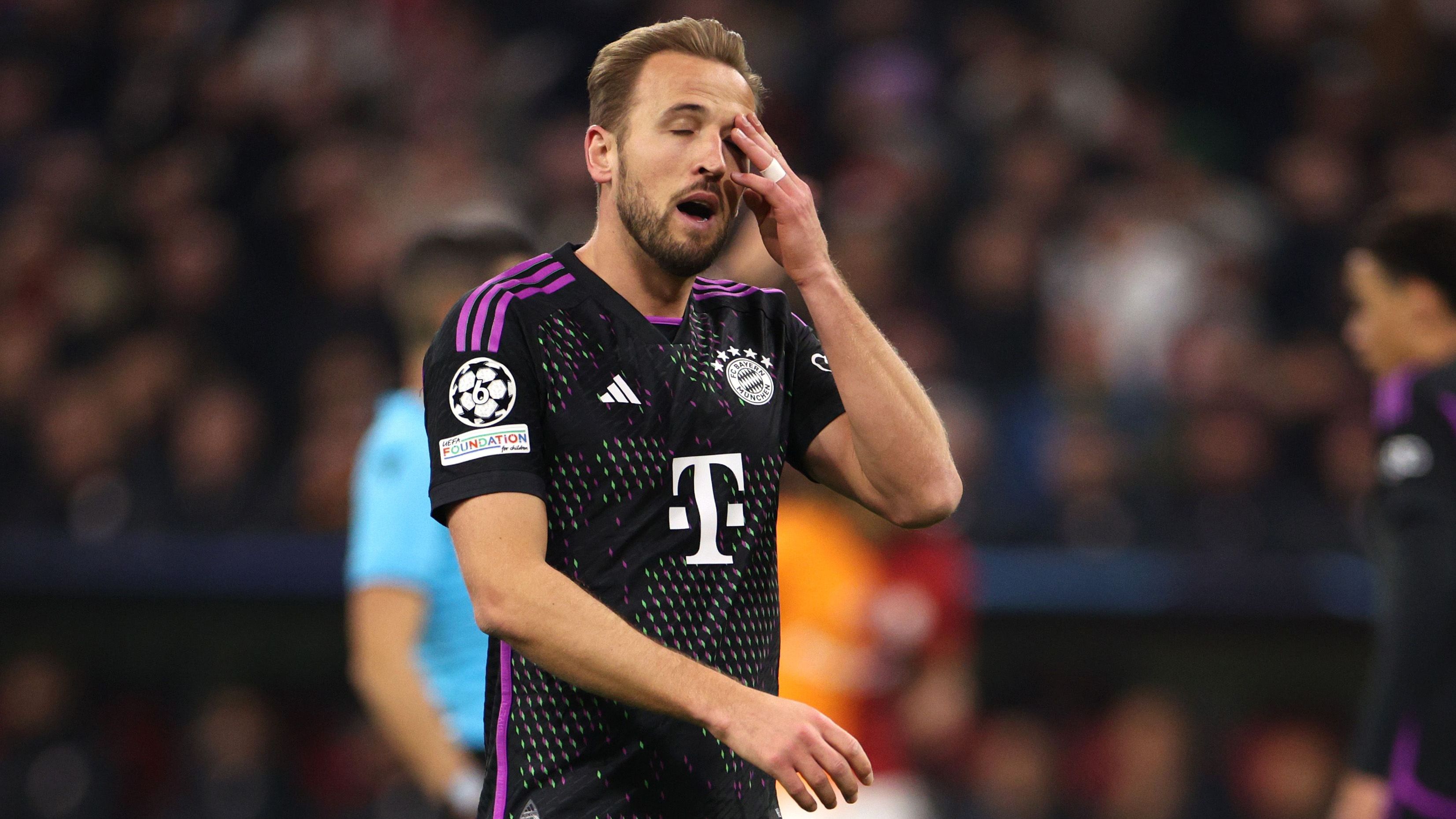 <strong>Harry Kane</strong><br>Lässt sich in der für ihn typischen Manier immer wieder tief in die eigene Hälfte fallen und sorgt damit bei den Gästen für Verwirrung. Trifft in der 53.Minute nur den Pfosten. Ist, als es ruhiger um ihn wird, mit dem Kopf zur Stelle. Ein echter Goalgetter eben – das beweist er auch beim 2:0. <em><strong>ran</strong></em><strong>-Note: 1</strong>