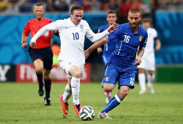 
                <strong>Wayne Rooney - Platz 8 (32,1 km/h)</strong><br>
                Der dritte Engländer in den Top-8 der WM-Sprinter - dieses Mal ist es Wayne Rooney. Er belegt mit 32,1 km/h Rang acht.
              