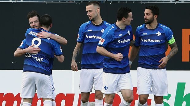 
                <strong>Platz 9 - SV Darmstadt</strong><br>
                Platz 9 - SV DarmstadtTore gesamt: Unterschiedliche Torschützen: Bester Torschütze: Mario Vrancic und Antonio Colak (je vier Treffer)
              