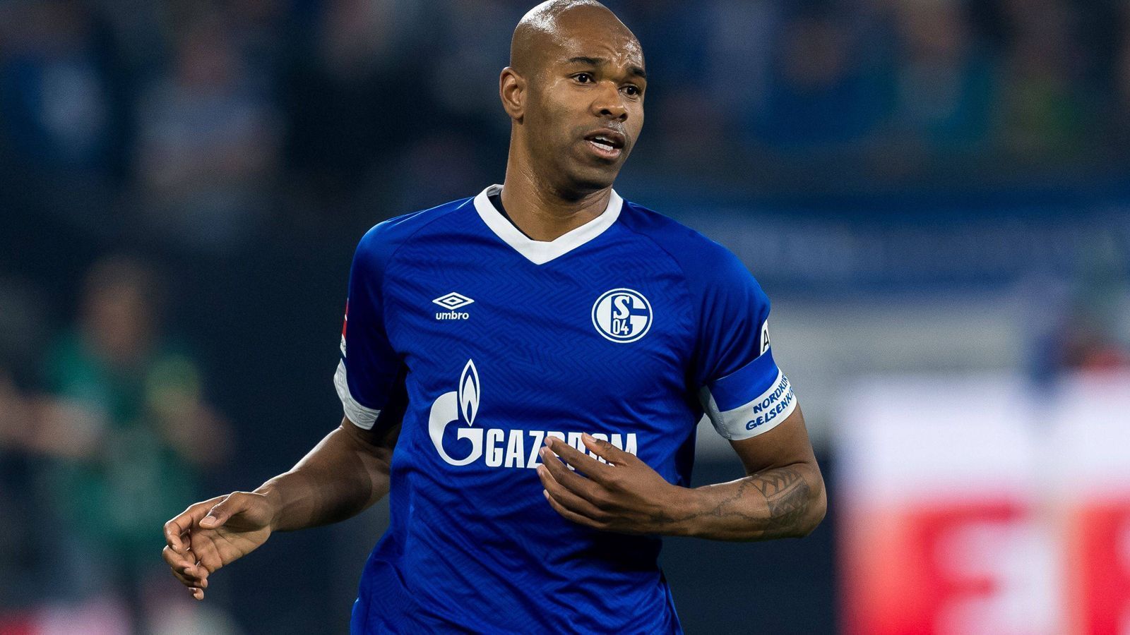 
                <strong>3. Naldo (Brasilien)</strong><br>
                358 Spiele für Werder Bremen (173), VfL Wolfsburg (125), Schalke 04 (60)
              