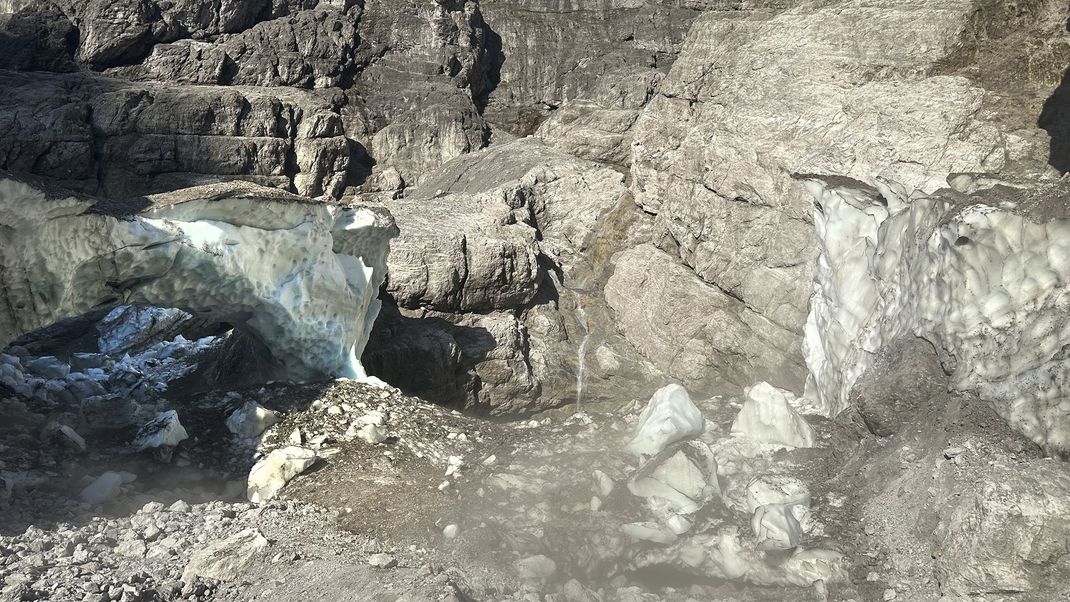 Die sogenannte Eiskapelle am Watzmann nach ihrem Einsturz