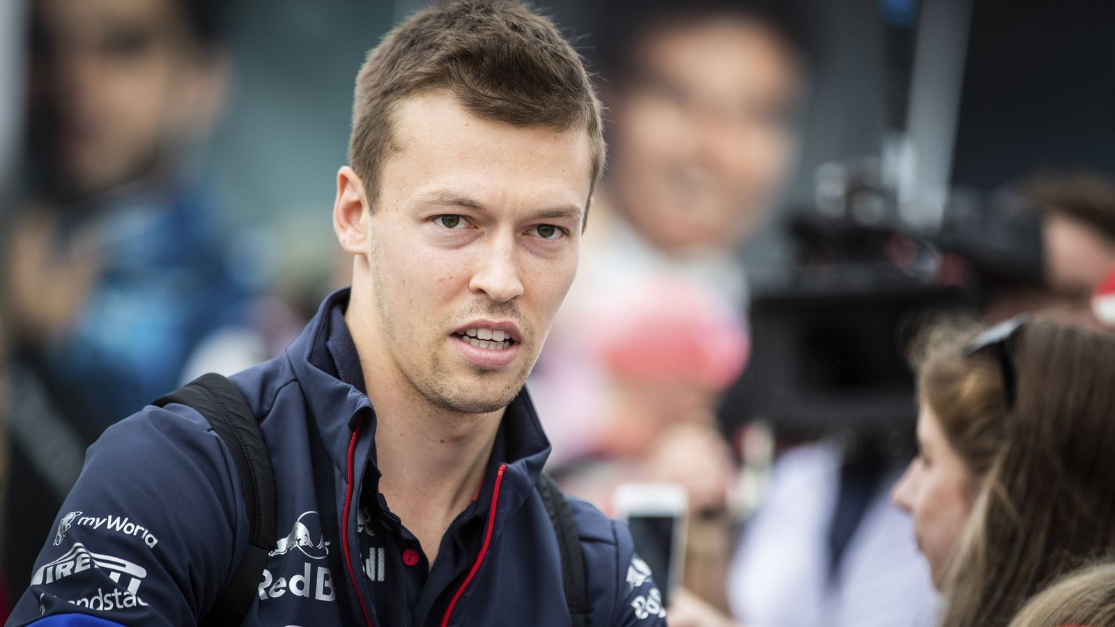 
                <strong>Daniil Kvyat (Toro Rosso)</strong><br>
                Größe: 1,82 Meter
              