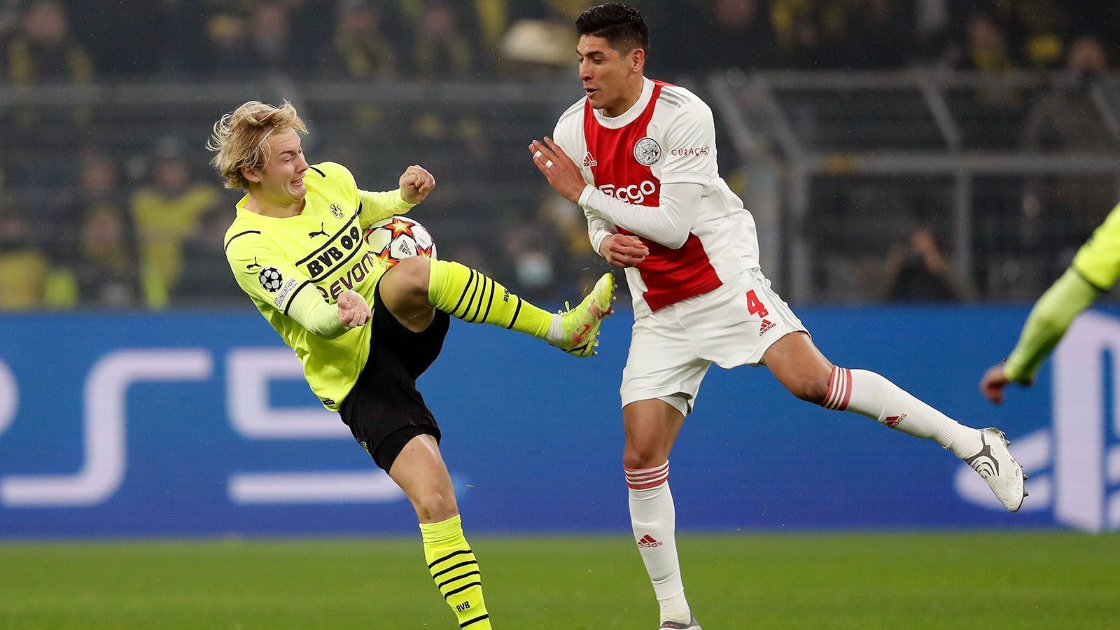 
                <strong>Julian Brandt</strong><br>
                In der Offensive bleibt Brandt über weite Strecken unauffällig und hat kaum nennenswerte Aktionen. Nach dem Hummels-Platzverweis ist er ohnehin in der Defensive gefordert und arbeitet dort gut mit. In der Schlussphase sogar Rechtsverteidiger. ran-Note: 3
              