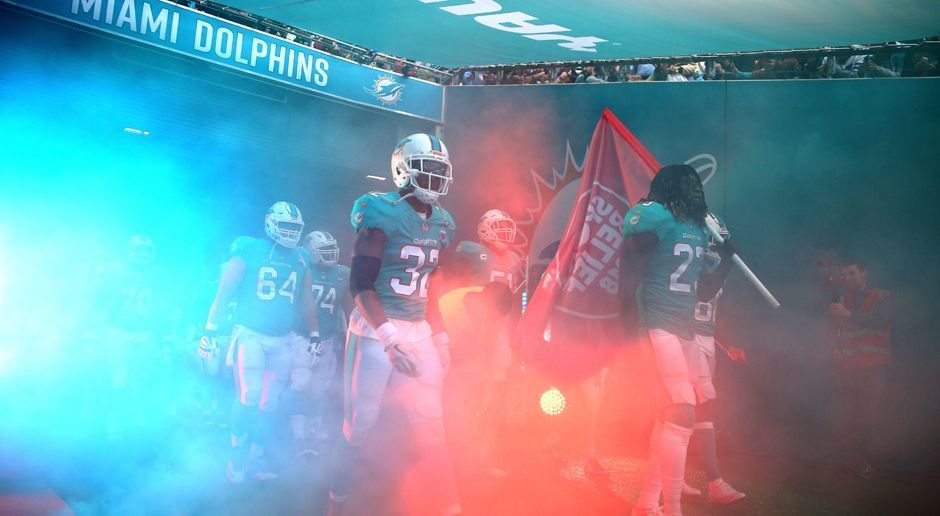 
                <strong>Platz 25: Miami Dolphins</strong><br>
                Bilanz: 1-2
              