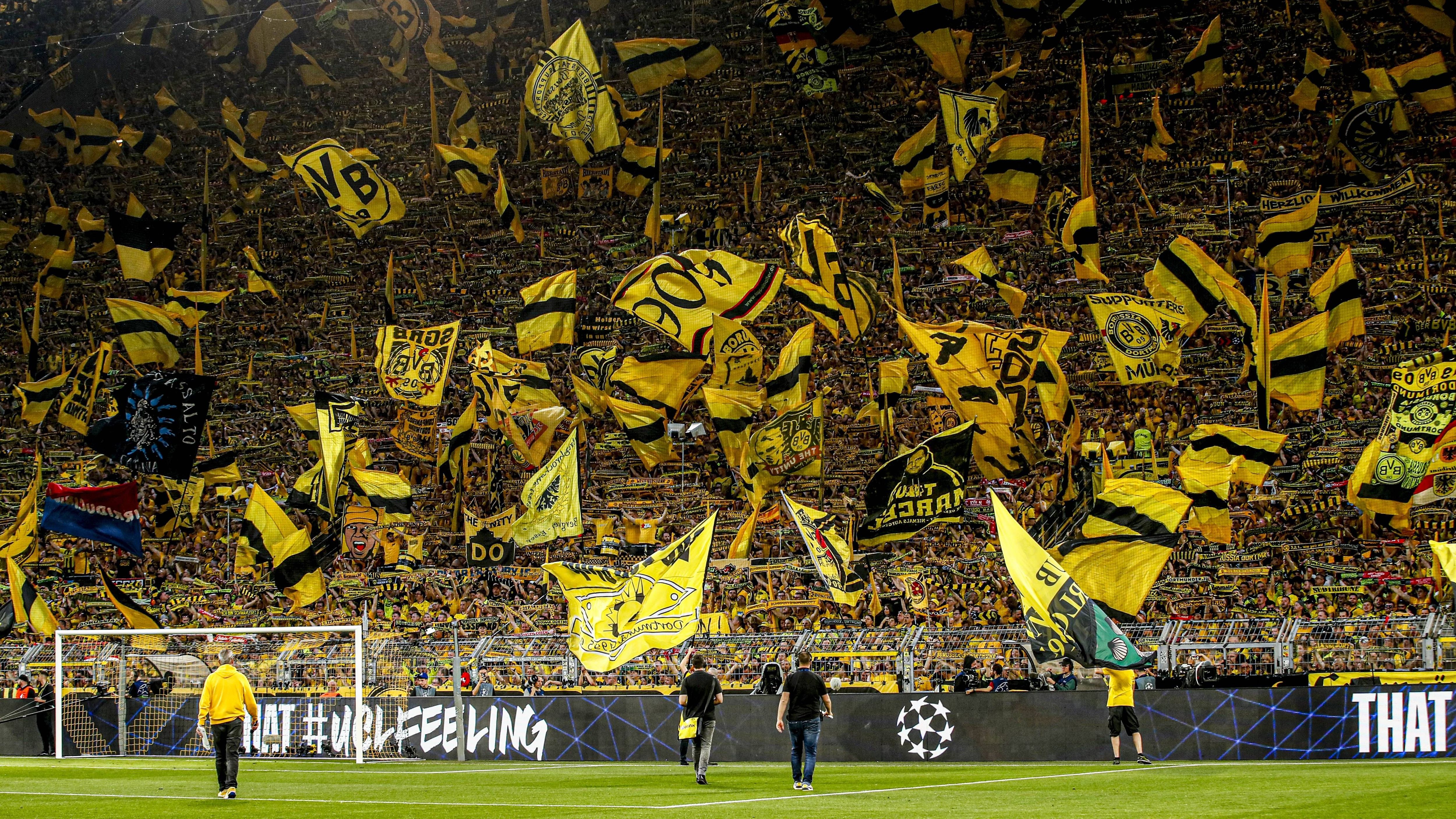 <strong>Borussia Dortmund (Signal Iduna Park)</strong><br>Günstigster Stehplatz: 18,5 Euro<br>Günstigster Sitzplatz: 35 Euro<br>Teuerster Sitzplatz: 75 Euro