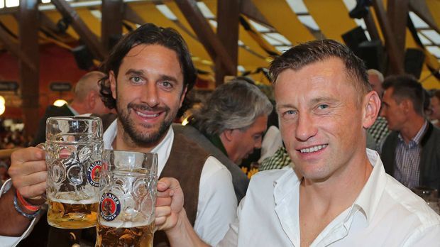 
                <strong>Ivica Olic</strong><br>
                Die Namen von Ivica Olic' Kindern sind für sich genommen völlig normal. Zusammen genommen sind sie aber durchaus witzig, wenn man weiß, mit wem der Vater von Luka und Toni früher mal beim FC Bayern zusammengespielt hat.
              