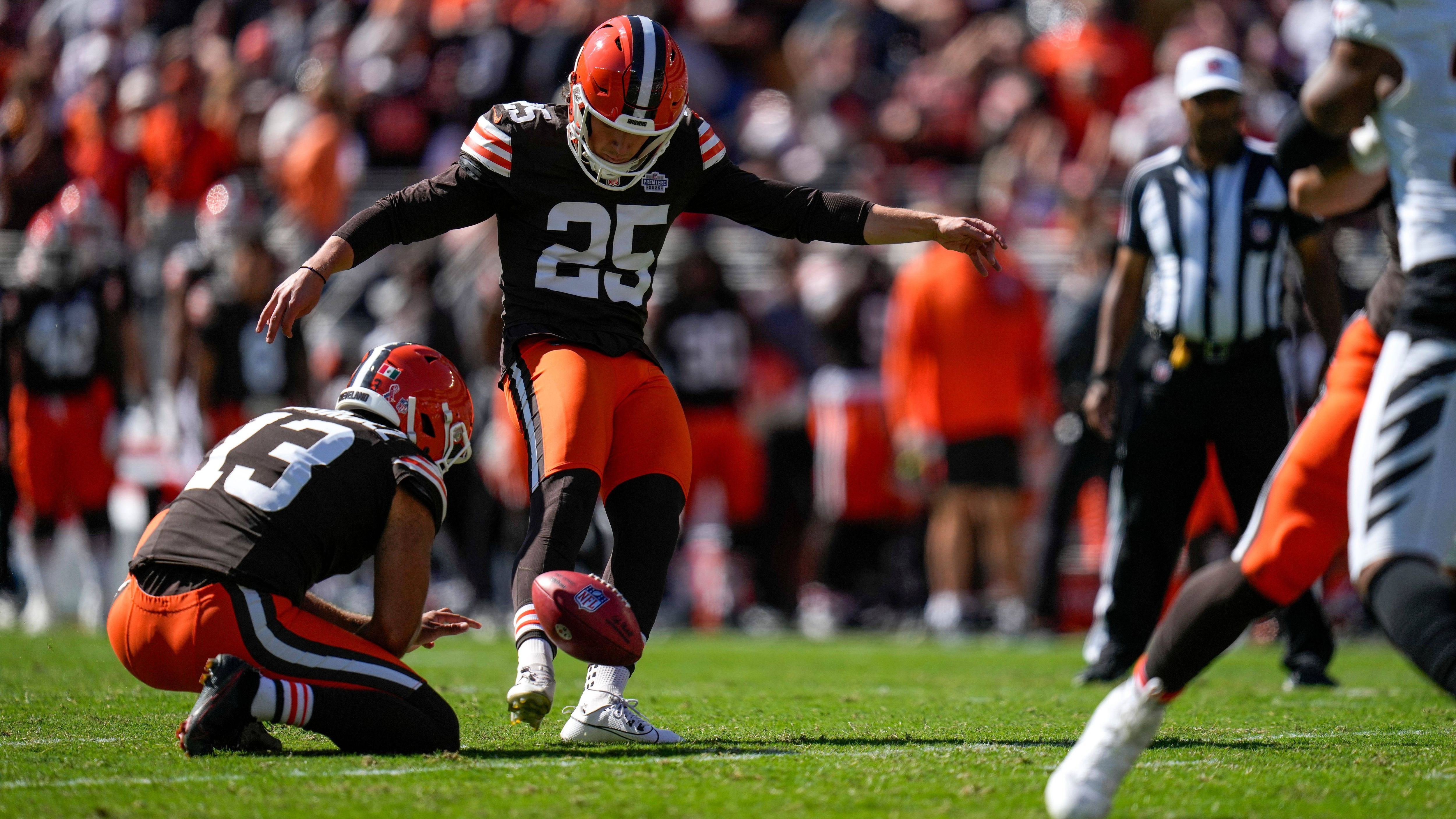 <strong>Cleveland Browns</strong><br>Starter: Andre Szmyt