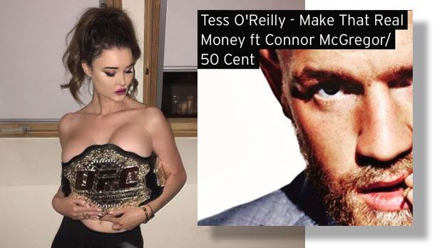
                <strong>Sexy Tess macht "Money" mit Conor McGregor</strong><br>
                Tess, der Gürtel gehört eigentlich um die Hüften. Aber egal. Die sexy DJane hat sich schon vor Monaten als großer McGregor-Fan geoutet. Bei einem ersten Treffen posierte die 34-Jährige gleich mal mit seinem UFC-Gürtel. Jetzt haben beide gemeinsam mit 50 Cent sogar einen Song aufgenommen. 
              