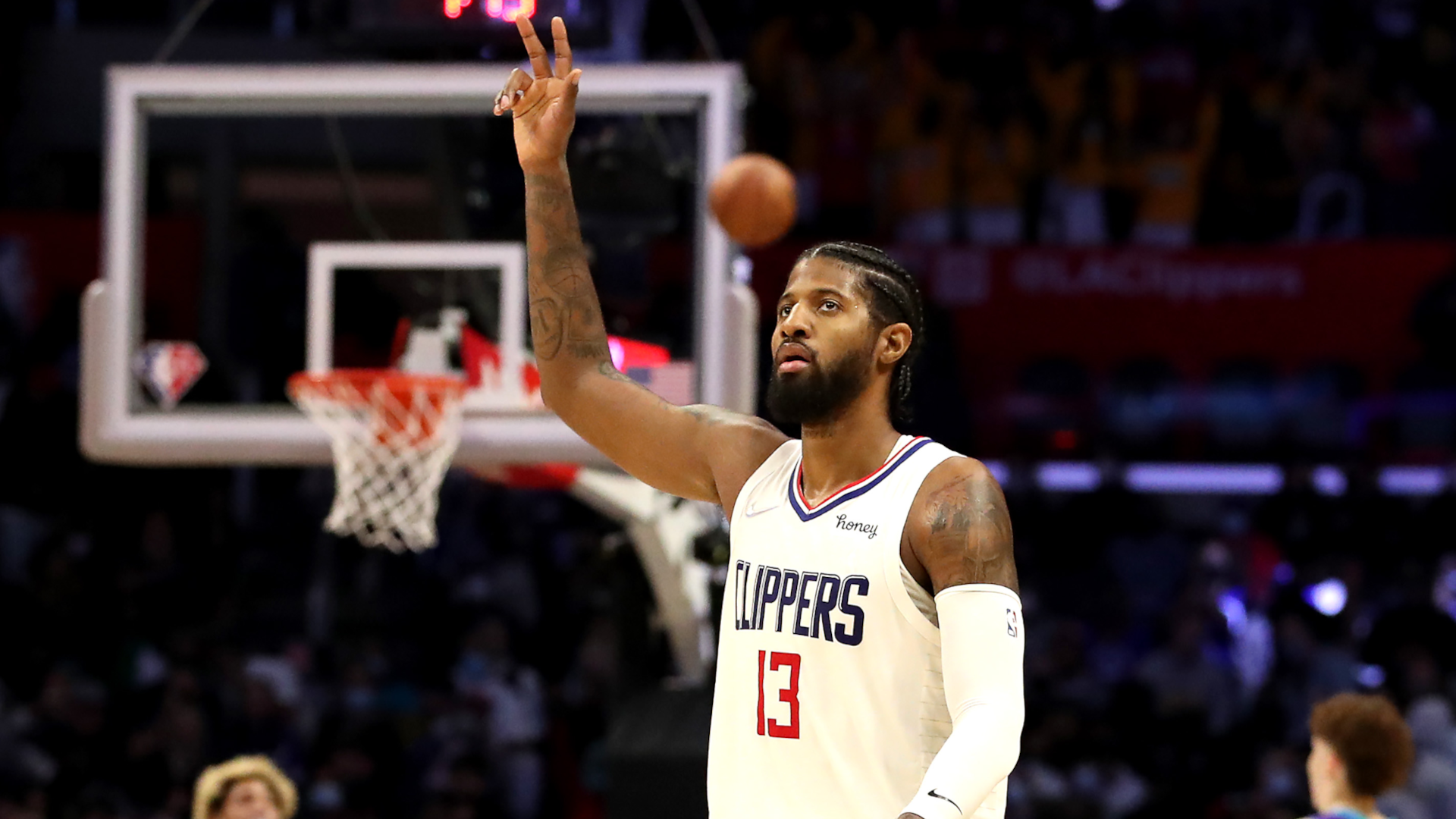 
                <strong>Paul George</strong><br>
                Team: Los Angeles Clippers – NBA
              