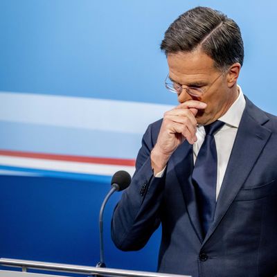 Mark Rutte, Ministerpräsident der Niederlande, spricht nach dem wöchentlichen Ministerrat zur Presse. 