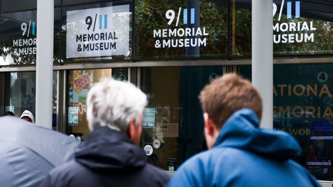 Die Türen des 9/11 Museum bleiben wohl aus finanziellen Gründen geschlossen. Einst unterstützt durch Spenden für die Opfer des Anschlags am 11. September, hat ihnen nun die Corona Krise die finanziellen Mittel genommen um das Museum fortzuführen.