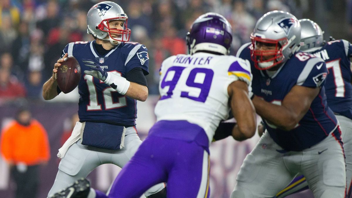 Patriots viking 13