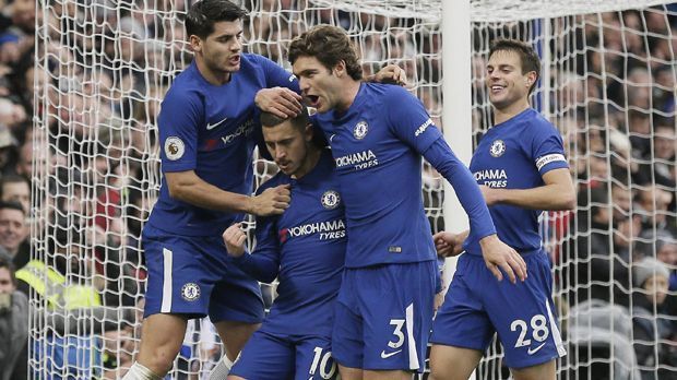 
                <strong>10. FC Chelsea</strong><br>
                Dumm gelaufen: Die Blues hatten sich bereits vor dem letzten Spieltag qualifiziert, kamen gegen Madrid aber nur zu einem Remis und verpassten so den Gruppensieg.  Heißt: Für Chelsea gibt es im Achtelfinale nur drei Optionen: Besiktas, Barcelona oder Paris St. Germain. Eine hohe Wahrscheinlichkeit also, dass es ein Hammergegner wird. Und ein Freilos ist Besiktas auch nicht.
              