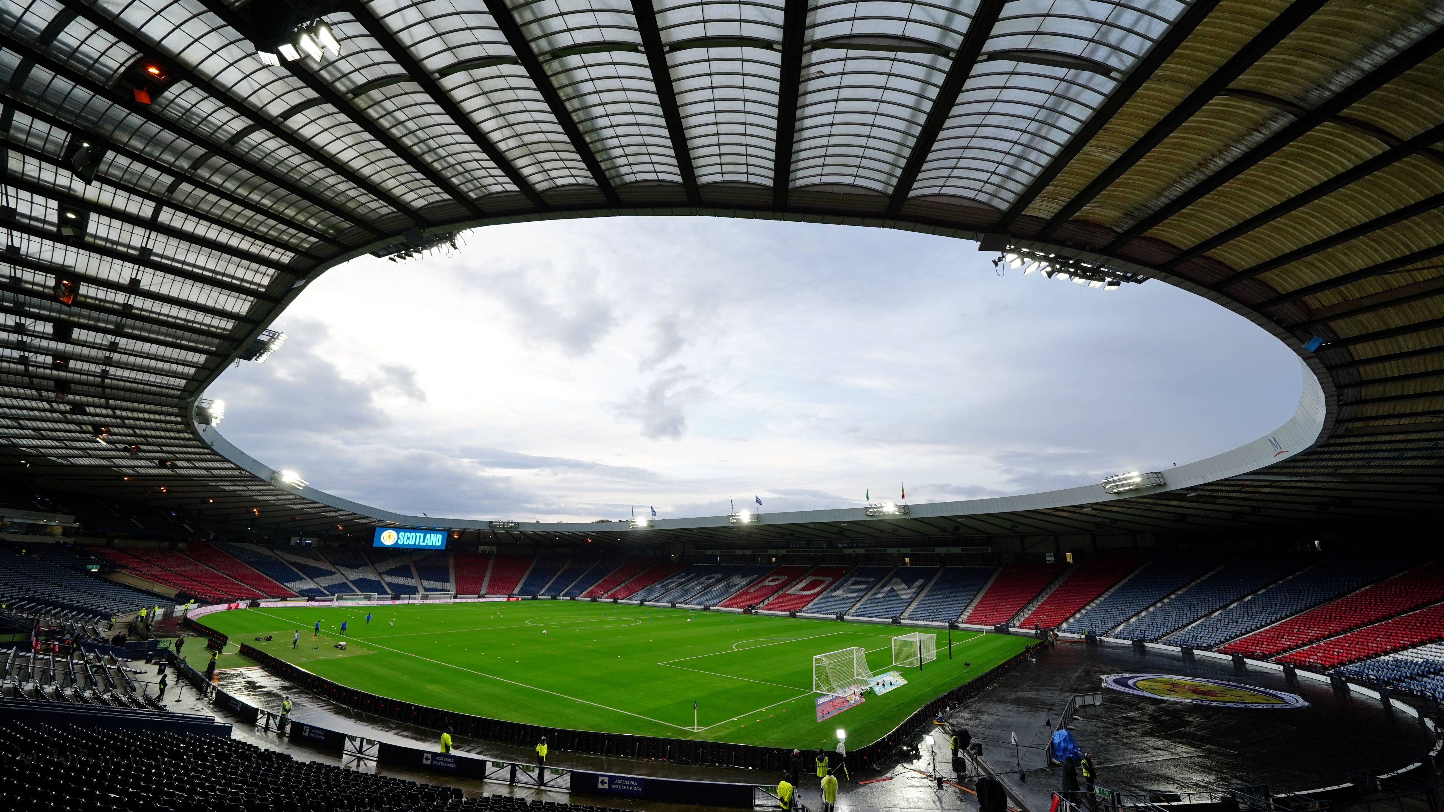 <strong>Hampden Park (Glasgow)</strong><br>Eröffnet: 1903 (letzte Renovierung: 2014)<br>Kapazität: 51.866 Plätze<br>Heimspielstätte von: FC Queen's Park, Schottische Fußball-Nationalmannschaft