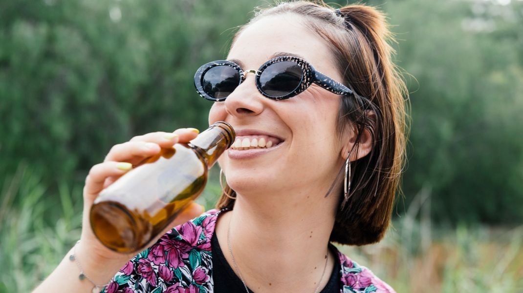 Bier kann für ein ebenmäßiges Hautbild sorgen