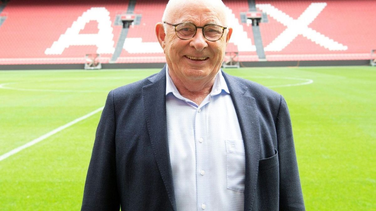 Van Praag war bereits 14 Jahre lang Ajax-Präsident