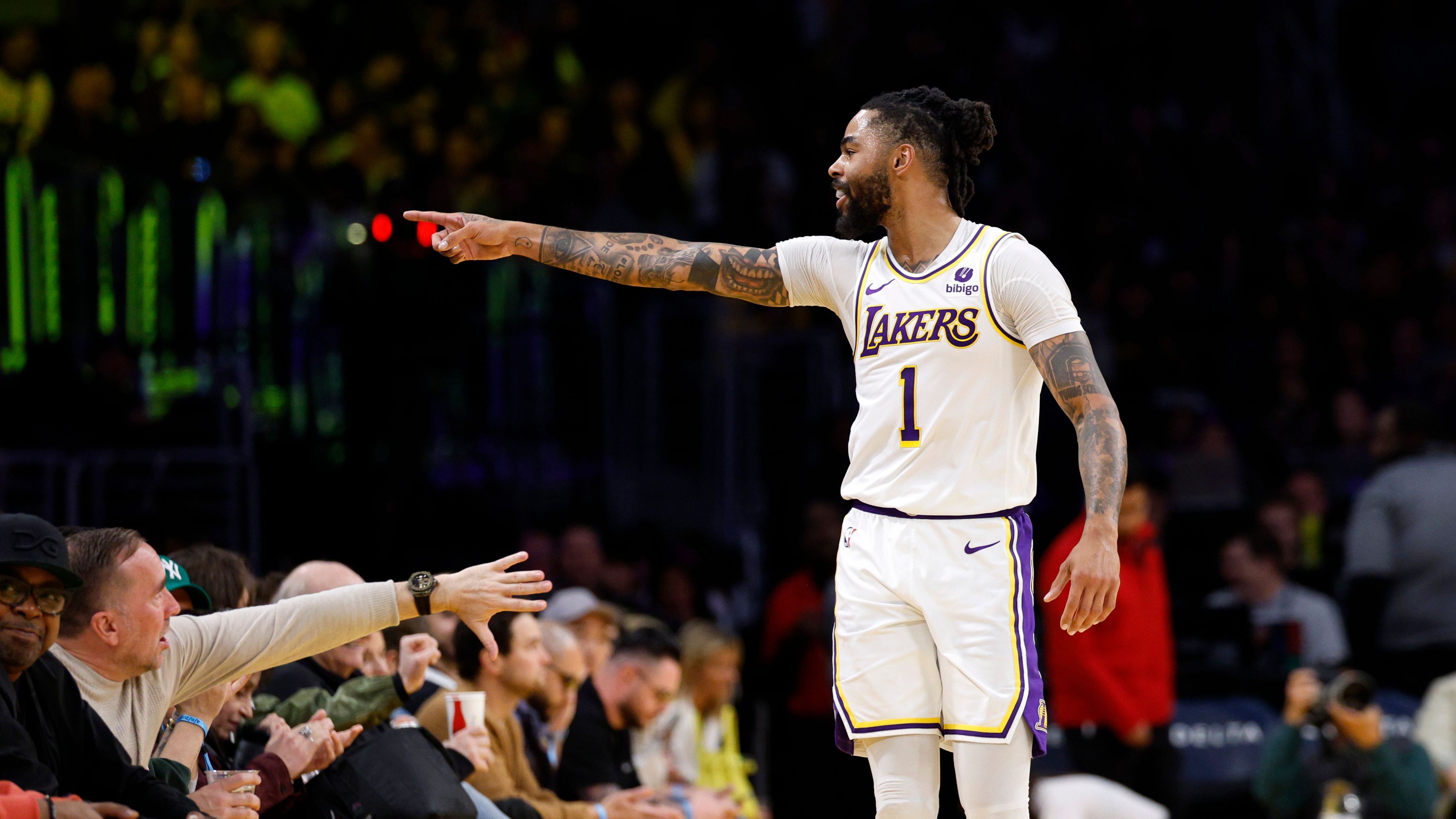 <strong>D'Angelo Russell - Spieleroption für kommende Saison</strong><br>Position: Point Guard<br>Letztes Team: Los Angeles Lakers<br>Letztes Gehalt: ca. 17,3 Millionen Dollar<br>Stats 2023/24: 18,0 Punkte, 3,1 Rebounds, 6,3 Assists