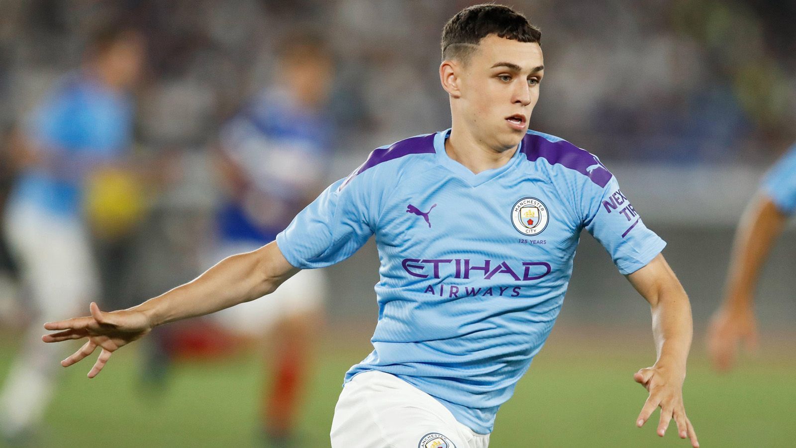 
                <strong>Phil Foden </strong><br>
                Alter: 19 JahreVerein: Manchester CityPosition: Zentrales MittelfeldNationalität: England
              