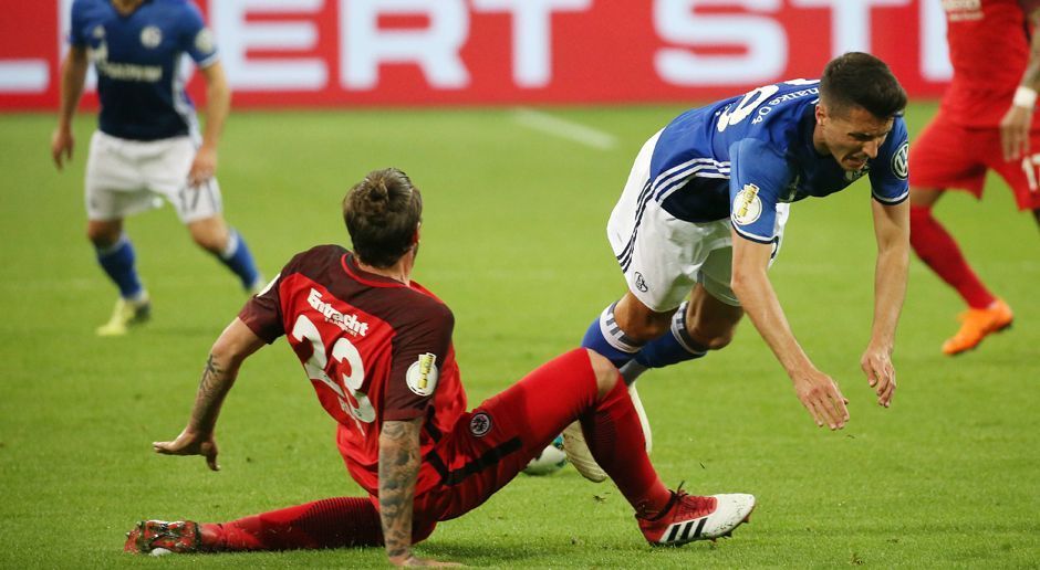 
                <strong>Alessandro Schöpf (FC Schalke 04)</strong><br>
                Ihm ist das Bemühen anzusehen, Angriffe seiner Mannschaft einzuleiten. Jedoch trifft er dabei meist die falschen Entscheidungen. Seine Defensivaufgaben löst er aber ordentlich. ran-Note: 3
              