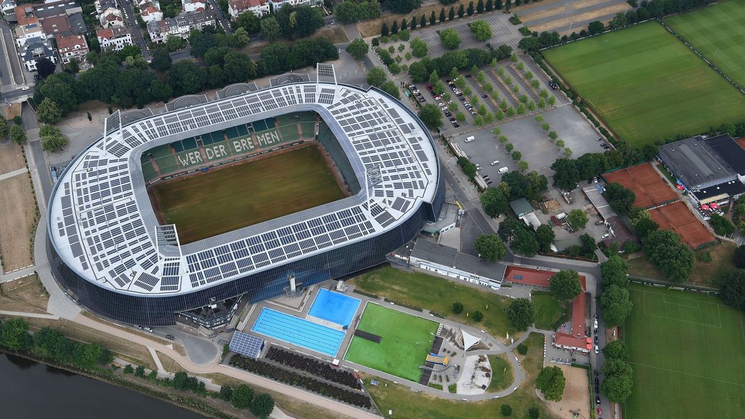 Im Freibad beim Weserstadion geschah der Unfall. Nun wird die Leiche des Mannes von der Rechtsmedizin untersucht. (Archivfoto)