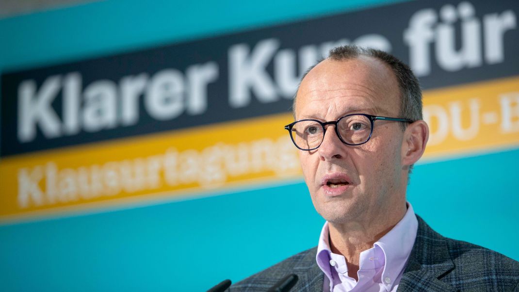 CDU-Parteichef Friedrich Merz kritisiert die Ampel-Regierung scharf.