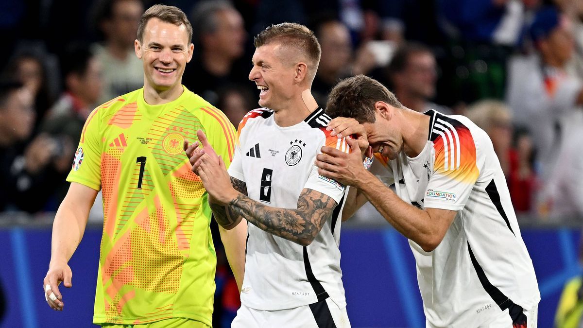 14.06.2024, xscotx, Fussball EM 2024, Deutschland - Schottland, emspor, v.l. Manuel Neuer (Deutsche Fussball Nationalmannschaft DFB), Toni Kroos (Deutsche Fussball Nationalmannschaft DFB), Thomas M...