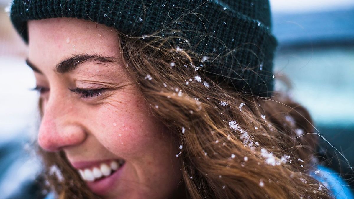 CAVF84266 - Woman face detail with snow in hair