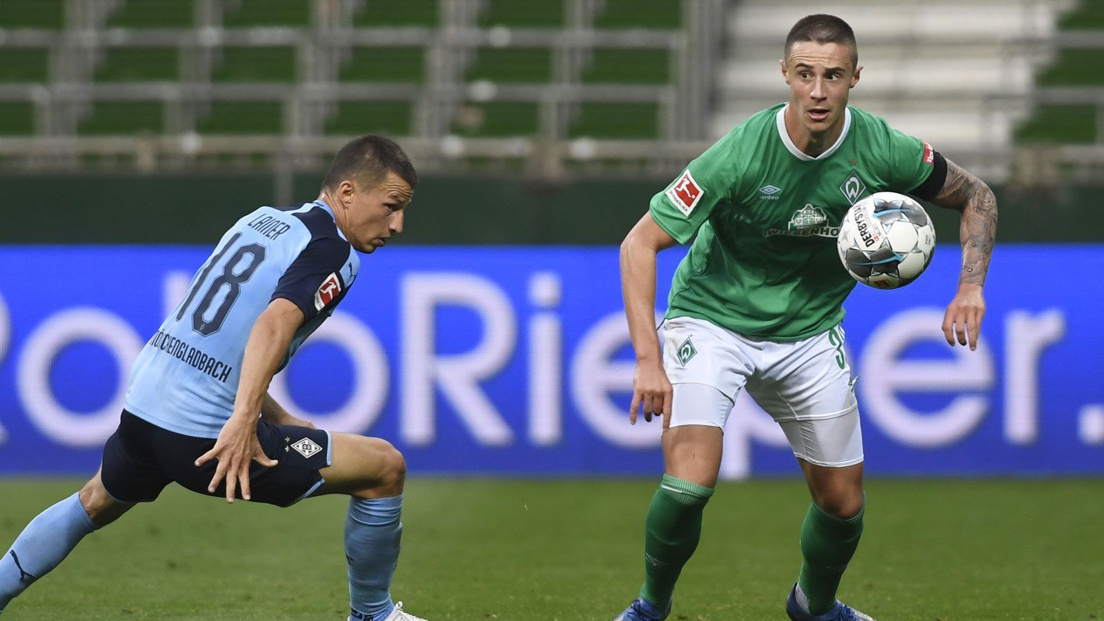 
                <strong>Marco Friedl</strong><br>
                Irgendwie schien Marco Friedls Schicksal in Bremen längst besiegelt zu sein. Der junge Österreicher war als Backup für die Innenverteidigung aus der Reserve von Bayern München geholt worden, kam aber zumeist nur als Notnagel für den oft verletzten Ludwig Augustinsson links hinten zum Einsatz. Dabei verrichtete Friedl seinen Dienst oft eher schlecht als recht. Jetzt wäre der Schwede wieder einsatzbereit, doch plötzlich muss er sich erstmals in seiner Werder-Zeit mit der Bankrolle anfreunden. Denn just mit dem Druck des zurückkehrenden Platzhirschen im Nacken lief Friedl zu Hochform auf. In Freiburg brachte er das 1:0 entscheidend mit auf den Weg, auch gegen Gladbach und Schalke verrichtete er seinen Job mehr als ordentlich. 
              