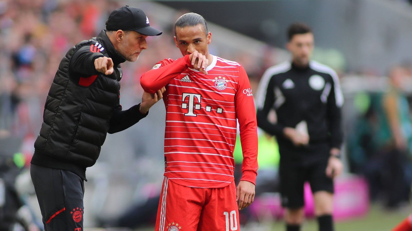 
                <strong>Leroy Sane</strong><br>
                Der Nationalspieler sitzt zunächst etwas überraschend auf der Bank, kommt dann zur zweiten Halbzeit für Goretzka. Freistoß aus guter Position weit am Tor vorbei (65.), verpasst kurz vor Schluss freistehend das 3:0 (90.). ran-Note: 3
              